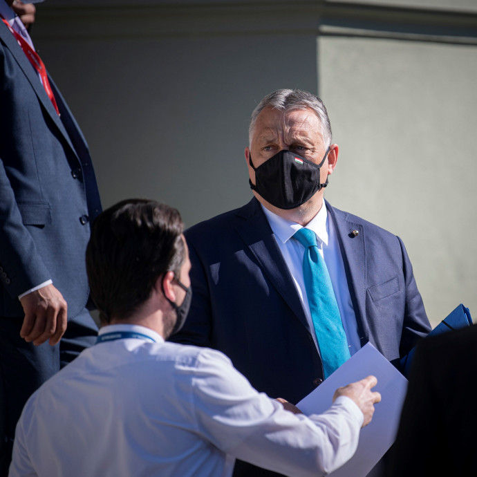 Ügyesen lavírozott a Fidesz a járványintézkedésekkel