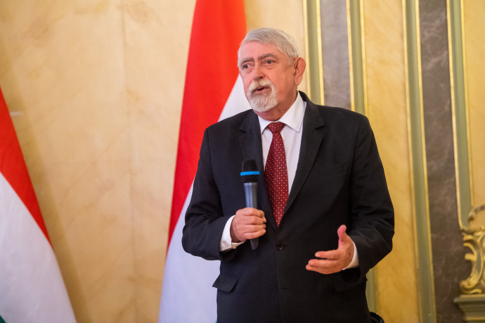 Már állami finanszírozásban is kezelik Zolgensmával az SMA-s gyerekeket