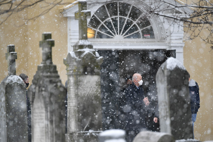 Joe Biden mise után egy wilmingtoni templom előtt – Fotó: Mandel Ngan / AFP