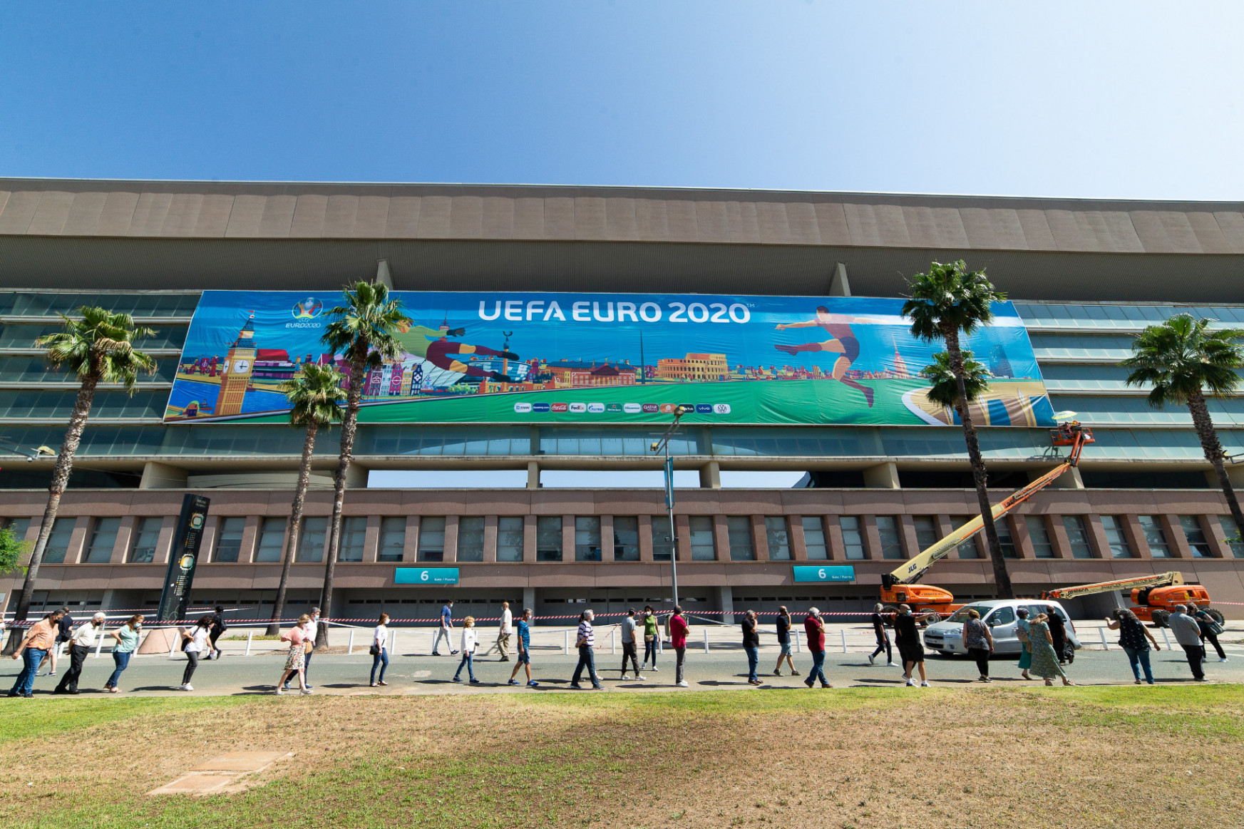 Az UEFA-ra mutogatnak, miért nem oltatta be az Eb teljes mezőnyét