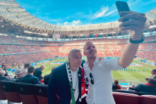 Orbán a VIP-páholyban Dzsudzsákkal fotózkodott, Karácsony a közönség soraiból nézte a portugálok elleni meccset