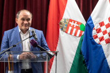 Visszaadja képviselői mandátumát Ferencváros korábbi polgármestere