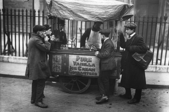 Tbc-s nyalástól fagyiporért eladott focistákon át jutottunk el napjaink tölcséréhez