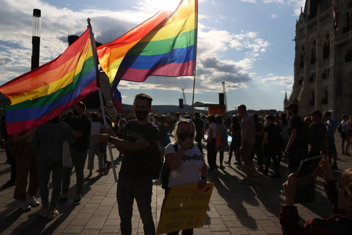 Utólag, bejelentés alapján vizsgálják majd, hogy egy adott műsor megfelelt-e a melegellenes törvénynek