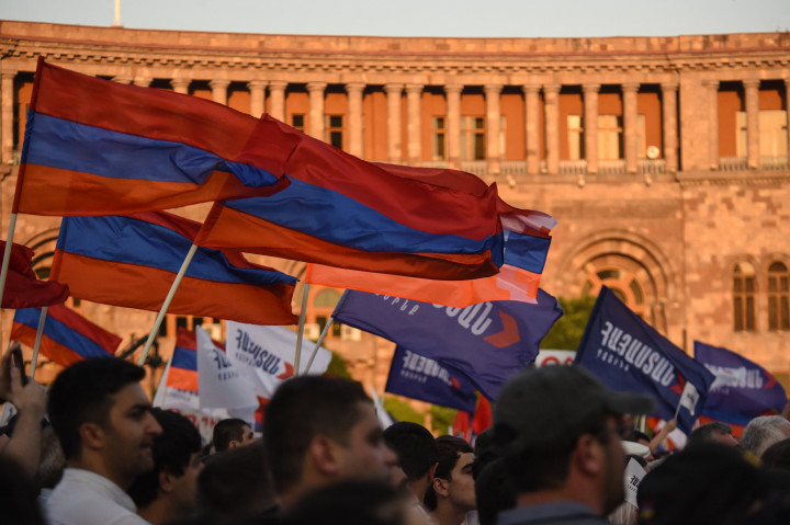Kis trianonja árnyékában választ Örményország