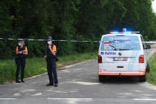 Megtalálták az erdőben az egy hónapja üldözött belga szélsőjobbos katona holttestét