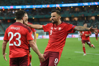 A törökök szétestek, Svájc a 3-1 után is csak reménykedhet