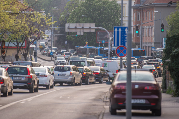 Tényleg nagyobbak a dugók Budapesten, mint régebben?