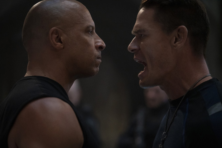 Vin Diesel és John Cena, az utóbbi játssza a testvért, akit nyolc részen át nem emlegettek – Fotó: Universal Pictures