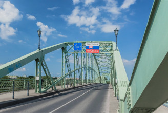 Megnyíltak a magyar határok a szomszédos országok előtt