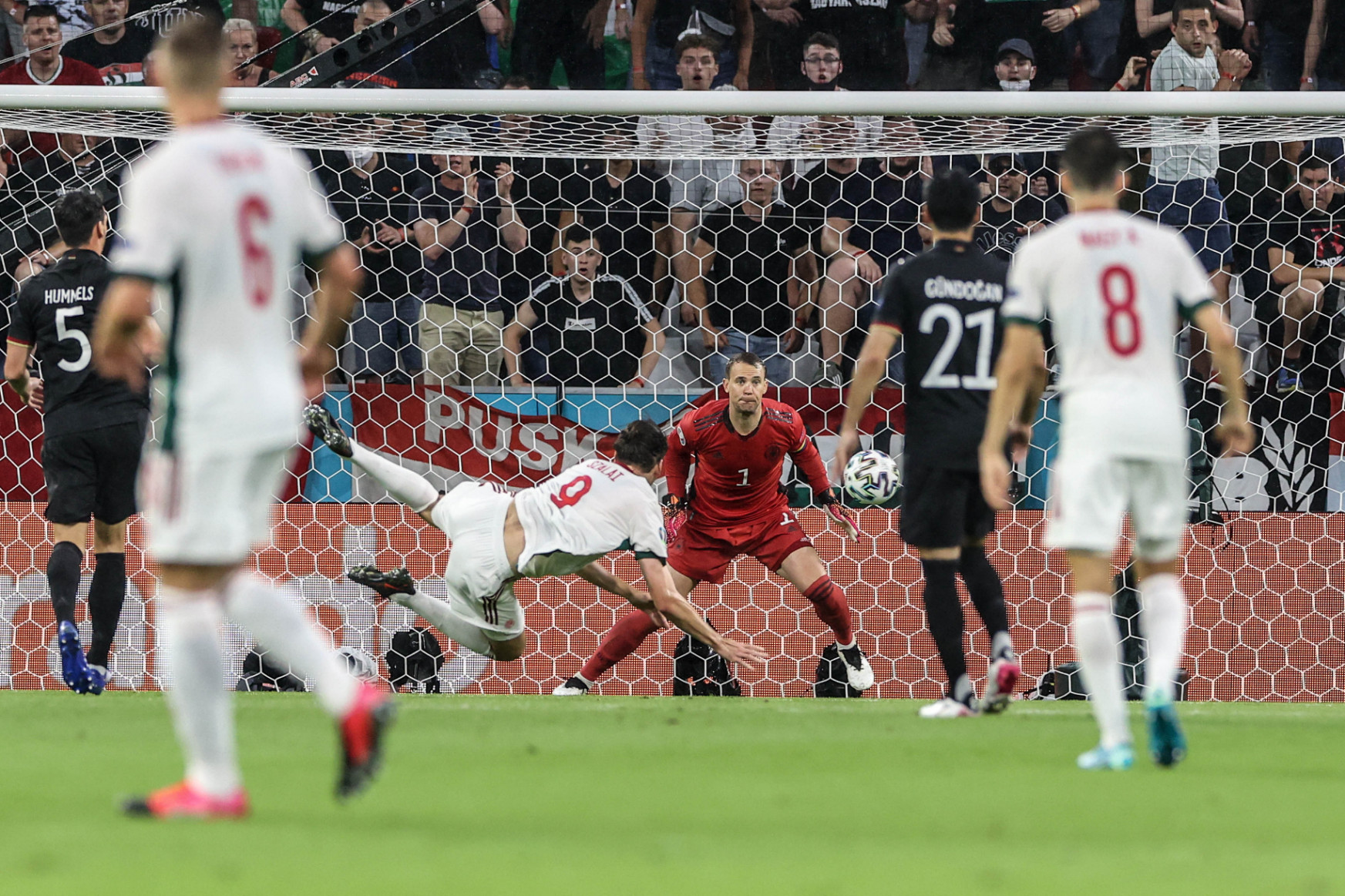 Hihetetlen meccs Münchenben: a németeknek kellett harcolni a döntetlenért, Magyarország a 2-2-vel kiesett az Eb-ről