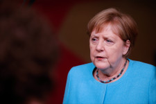 Angela Merkel az EU-csúcsról: Folytatás az oroszokkal, a törökökkel, a magyarokkal