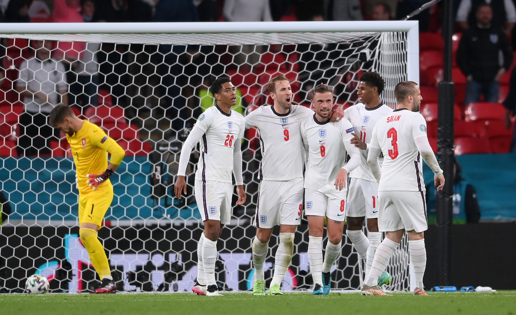 Az angol válogatott tagjai a csehek elleni győztes meccs után – Fotó: Laurence Griffiths / Getty Image