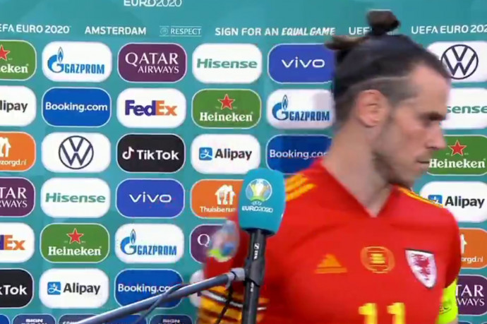 Otthagyta a riportert Bale, amikor a jövőjéről kérdezték
