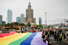 Bloomberg: Az EU jogi lépéseket tervez Lengyelországgal szemben az LMBTQ-jogok megsértése miatt