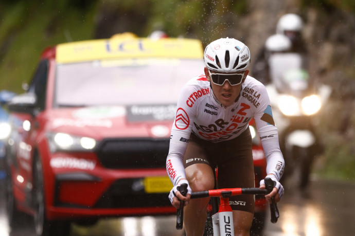 Tour: ausztrál bringás jelentkezett be a dobogóra, a sárga trikós legyőzhetetlennek tűnik