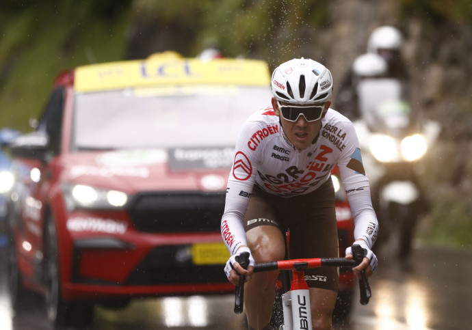 Ben O'Connor a Tour de France 9. szakaszán – Fotó: Stephane Mahe / Reuters