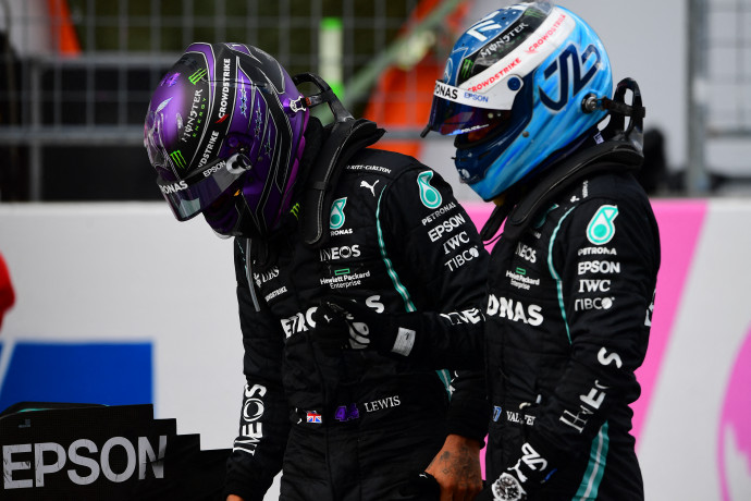 Hamilton és Bottas nem voltak túl boldogok a Stájer Nagydíj után – Fotó: Andrea Diodato / NurPhoto / NurPhoto via AFP
