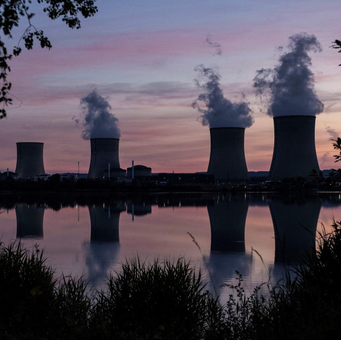 Lengyelországban sem építenek olcsóbban atomerőművet, mint a paksi összeg