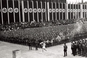A nácik kezdték 1936-ban az olimpiai fáklyás váltófutást – a mai napig megmaradt