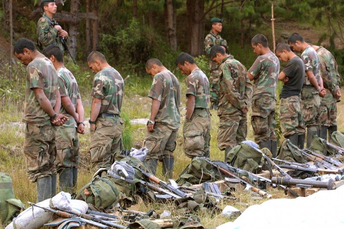 Egy bíróság azzal vádol kolumbiai katonákat, hogy több mint száz civilt öltek meg kitalált indokokkal