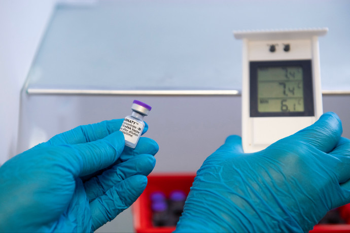 Napi járványadatok: 1 ember halt meg, 44 új fertőzöttet találtak