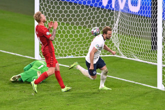 Anglia–Dánia 2-1