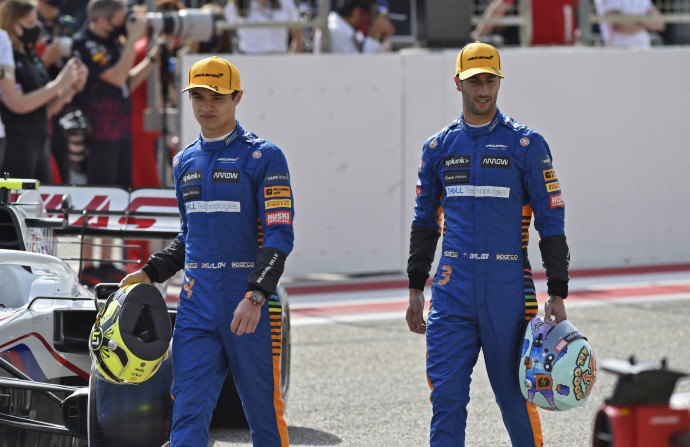 Norris és Ricciardo 2021 márciusában – Fotó: Mazen Mahdi / AFP