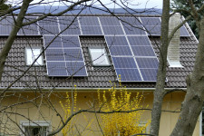 Ördögi helyzetbe kerültek a Pentele Solar napelemes cégcsoport ügyfelei