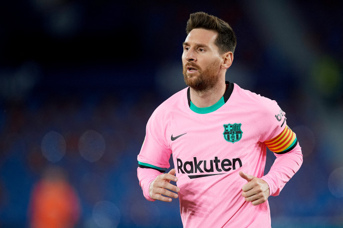 Úgy tűnik, Messi mégis marad a Barcelonánál, és még a fizetéscsökkentésbe is belement
