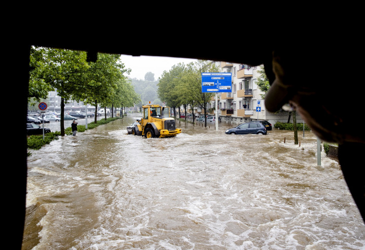 Az árvízhelyzet a hollandiai Valkenburg belvárosában – Fotó: Sem van der Wal / ANP / AFP