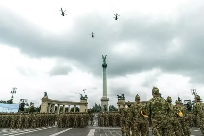 Katonai járművek köröztek ma Budapest felett, de pánikra semmi ok