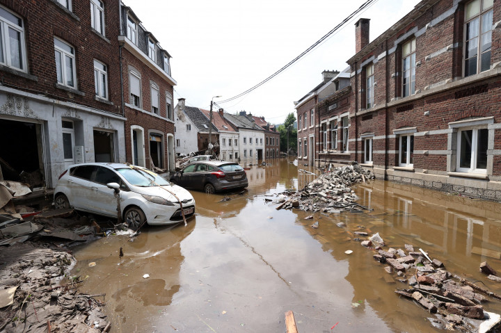 Az áradások után Belgiumban és Hollandiában is apadni kezdett a legtöbb folyó vízszintje