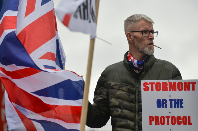 Nagy-Britannia teljesen újratárgyalná az északír brexitet