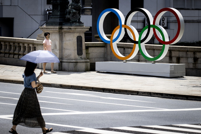 Tizenegy új koronavírus-fertőzöttet találtak a tokiói olimpia szervezői, Simone Biles be sem költözik az olimpiai faluba