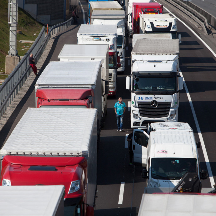 Jól hangzik, hogy a kormány intézi az építőanyagot, de az élet bonyolultabb