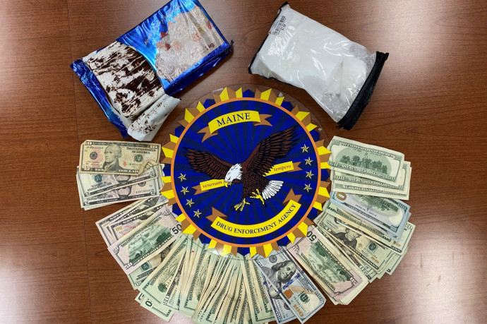 Süteménynek álcázott kokaint szagolt ki a drogkereső kutya