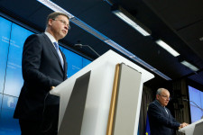 További négy uniós tagország helyreállítási tervét fogadták el