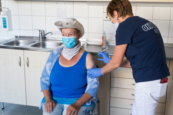 Egy nap alatt majdnem hússzal emelkedett a kórházban kezelt koronavírusos betegek száma