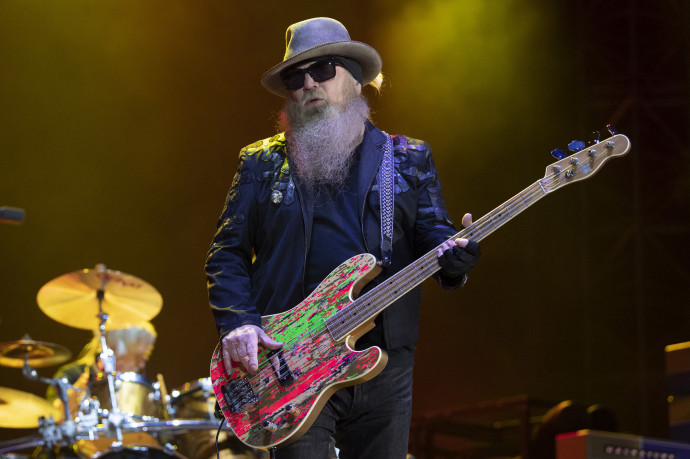 Meghalt Dusty Hill, a ZZ Top basszusgitárosa