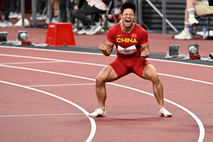 Egy kínai sprinter került be a legjobb idővel a 100 méteres síkfutás olimpiai döntőjébe