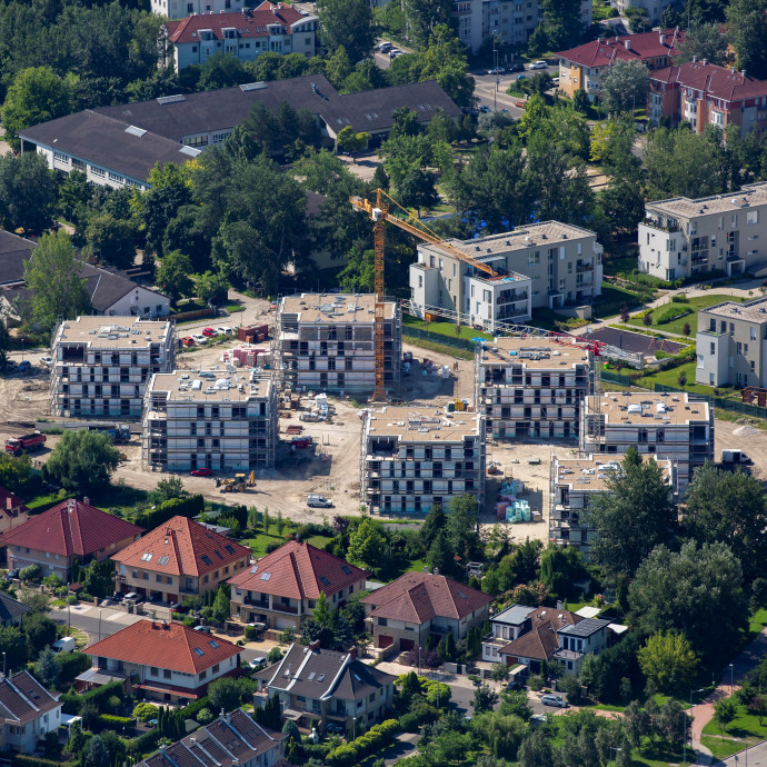 Lassulhat vagy meg is állhat az ingatlanárak emelkedése a kamatemelések miatt