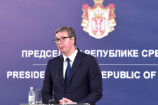 Hazugságvizsgálatnak vetné alá magát a szerb elnök, hogy bizonyítsa, nincs köze a szervezett bűnözéshez