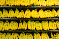 Pár kivétellel eltüntette az Aldi és a Lidl az alapvető zöldségek és gyümölcsök szezonját