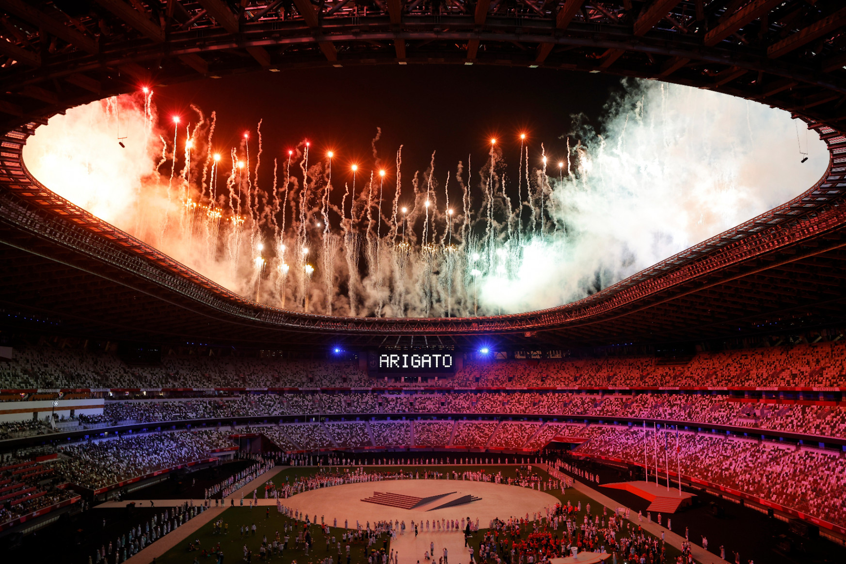 Őrült ska-buliba torkollott a tokiói olimpia záróünnepsége