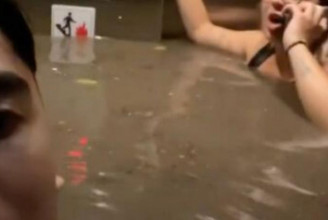 Hátborzongató videó készült arról, ahogy három ember kis híján vízbe fulladt egy liftbe szorulva Omahában