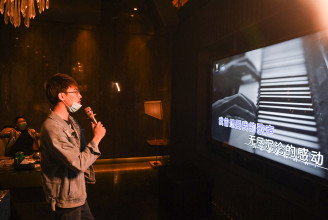 Kína kitiltja az illegális tartalmú dalokat a karaokebárokból