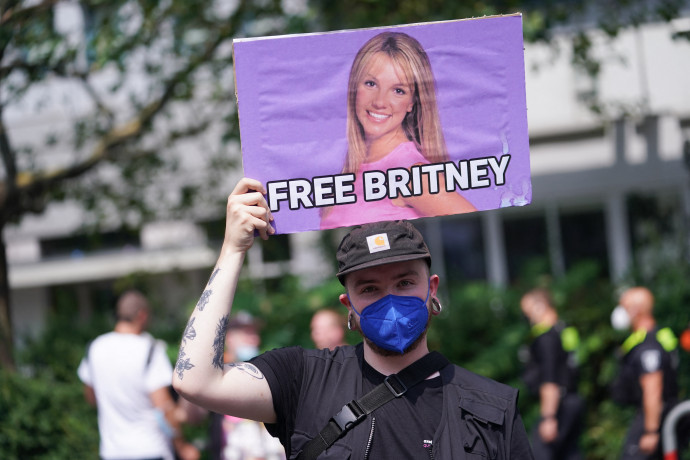 Britney Spears apja hajlandó lemondani a gondnokságról