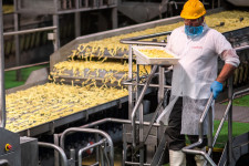 Az amerikai gyerekek és fiatalok már nagyrészt készételen élnek