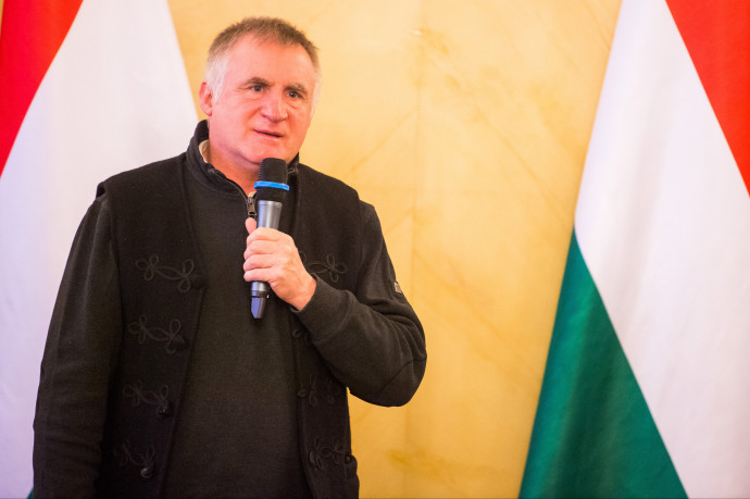 Böjte Csaba: Nincs összemosva a pedofiltörvény a melegséggel